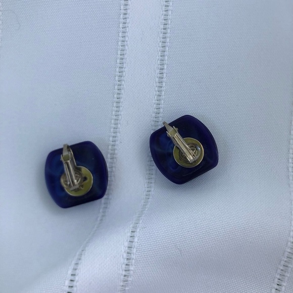 Vtg Blue Marbled Lucite Clip-On Earrings - Picture 3 of 8
